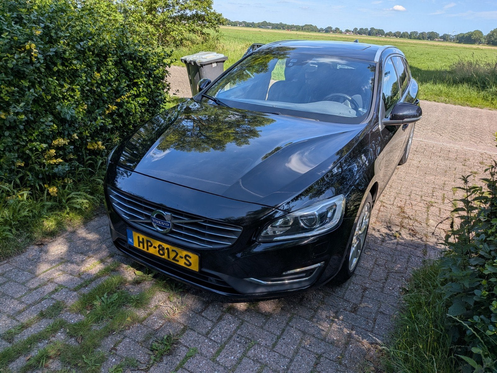 Volvo V60 D6 Twin Engine 288pk Geartronic AWD Plug In Hybrid, Auto's, Volvo, Automaat, 1800 kg, Zwart, Particulier