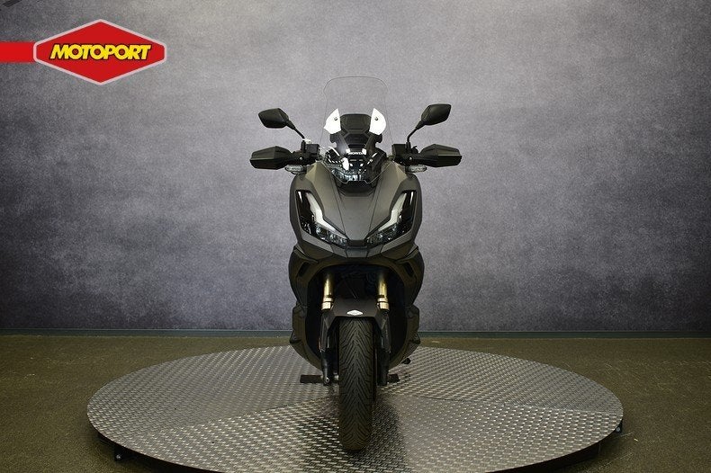 Honda ADV 350 (bj 2023), Motoren, Info@motoportwormerveer.nl, Scooter, Honda Motor Europe, Bedrijf