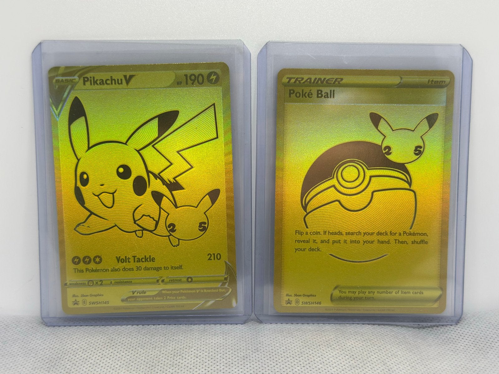 Pokémon Gouden Kaarten: Pikachu V en Poké Ball, Ophalen of Verzenden, Nieuw, Meerdere kaarten, Foil