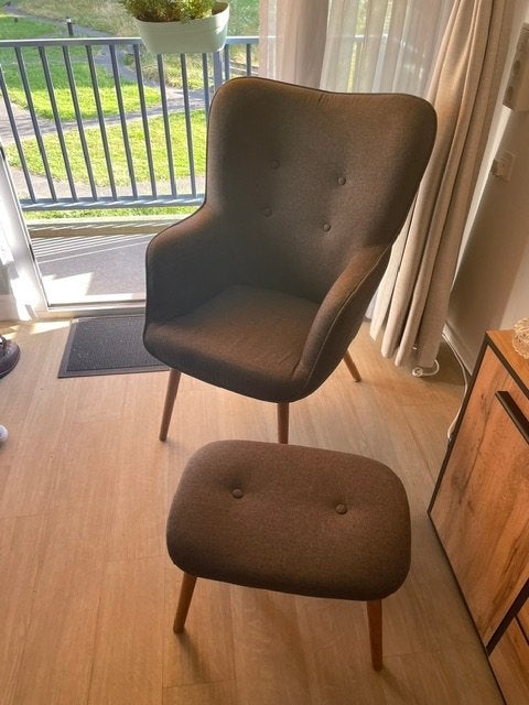 Comfortabele fauteuil met voetenbank -  Antraciet stof, Huis en Inrichting, Fauteuils, Ophalen, 75 tot 100 cm, Zo goed als nieuw