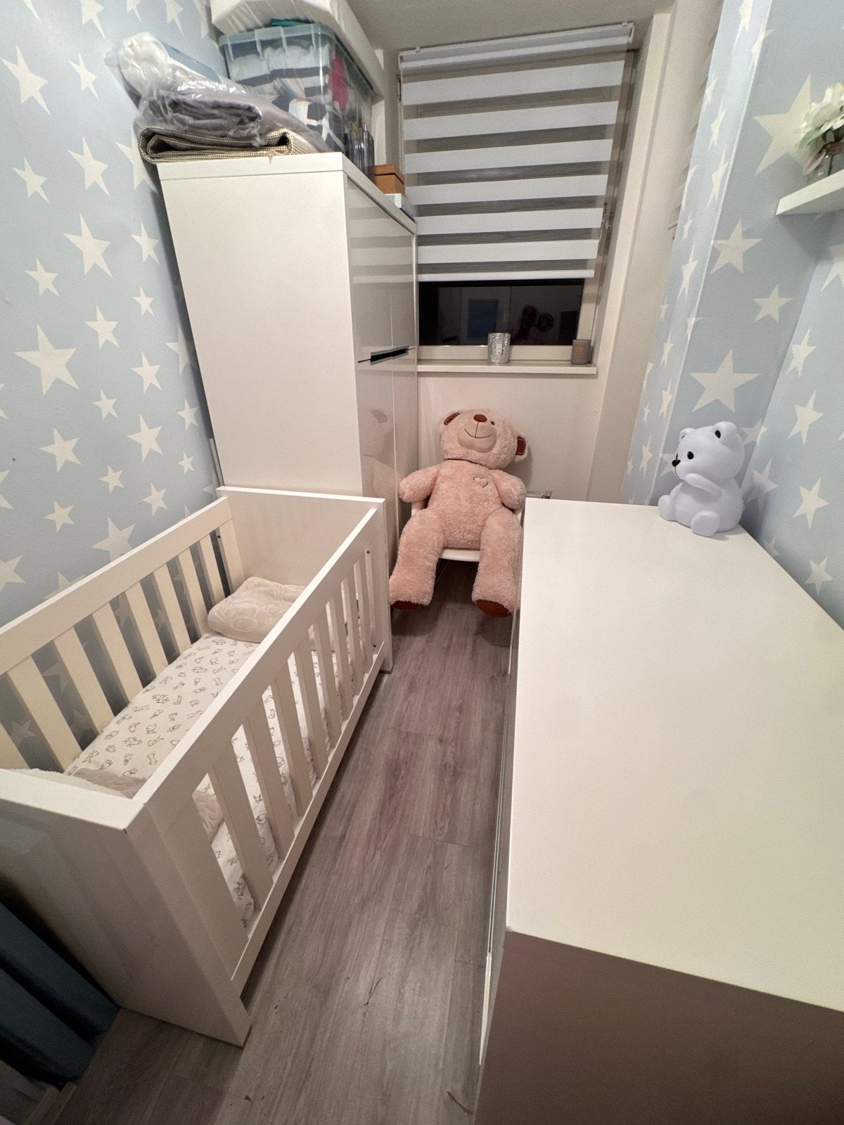 Complete witte babykamer set - Ledikant, kast, commode