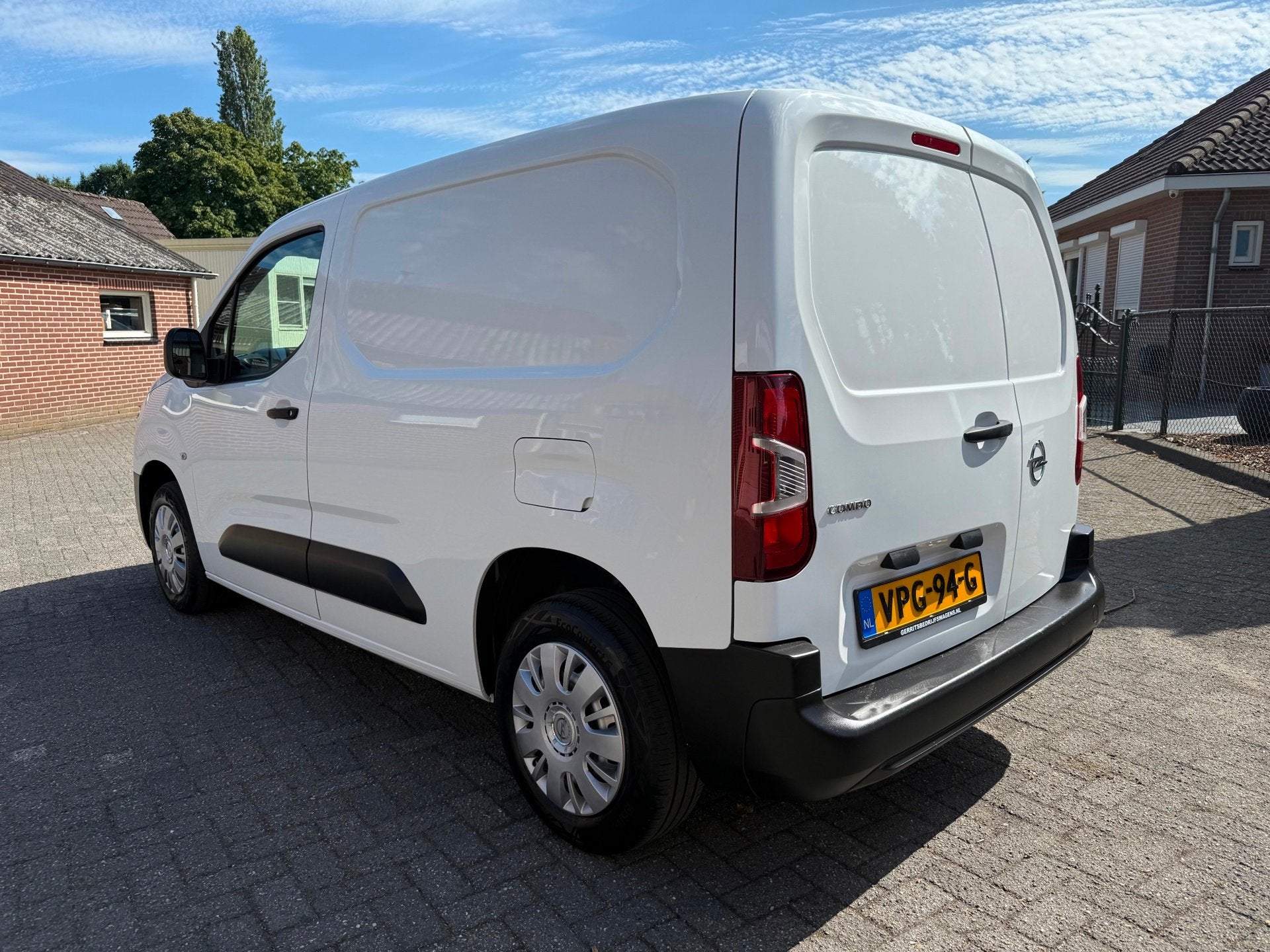 Opel Combo 1.5D L1H1 Edition euro 6 airco cruise, Auto's, Bestelauto's, Voorwielaandrijving, Gebruikt, 4 cilinders, Wit