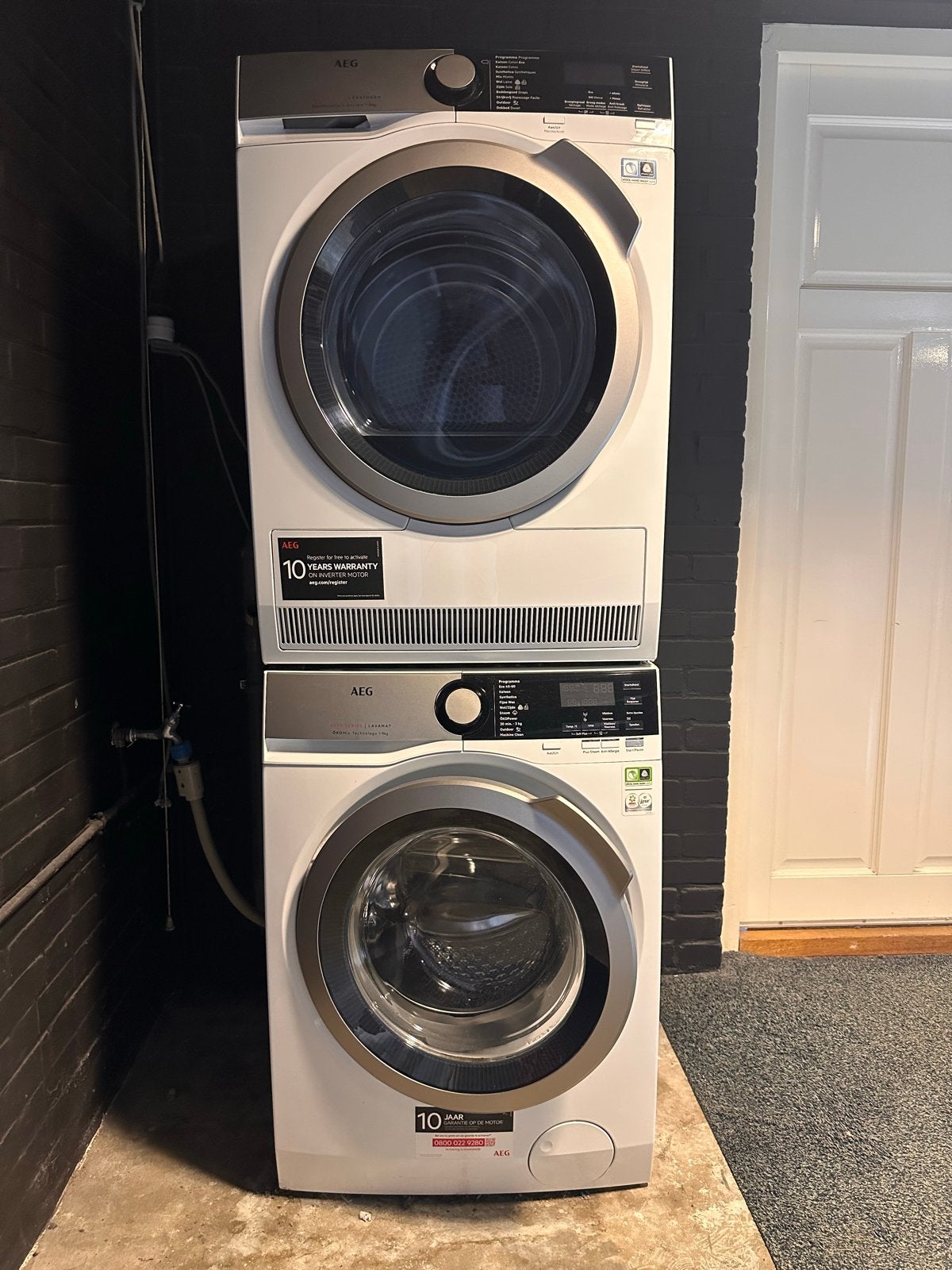 AEG Wasmachine L8FEKOMIX & Warmtepompdroger T8DEP84ES, 8 tot 10 kg, Ophalen, Zo goed als nieuw, 95 cm of meer