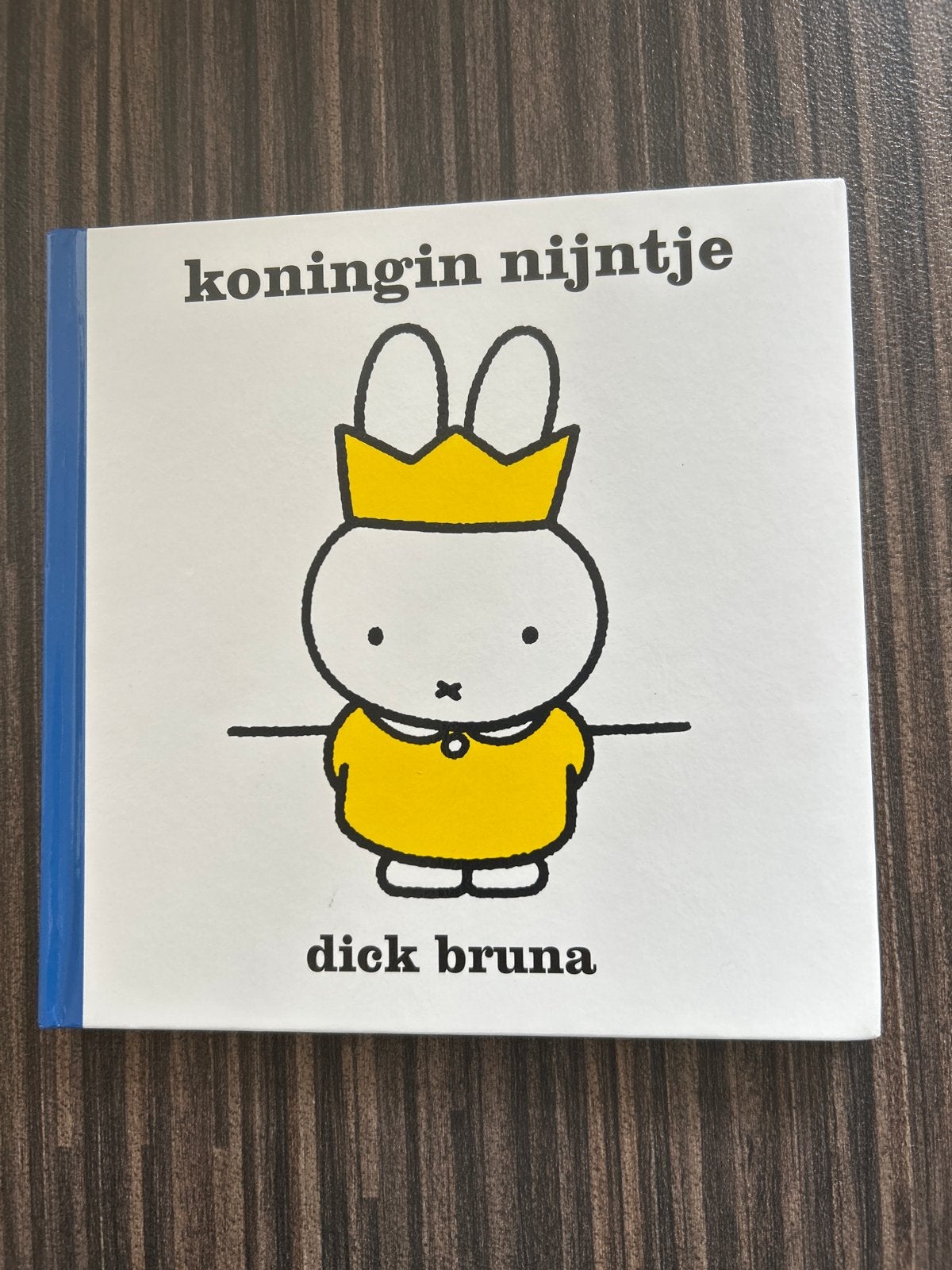 Dick Bruna - Koningin Nijntje, Boeken, Ophalen, Fictie algemeen, Zo goed als nieuw, Dick Bruna