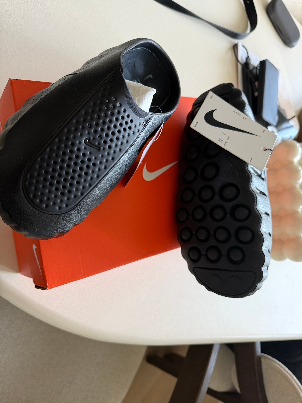 Nike Mind 001 Slippers Zwart - Maat 41!, Ophalen, Nieuw, Zwart