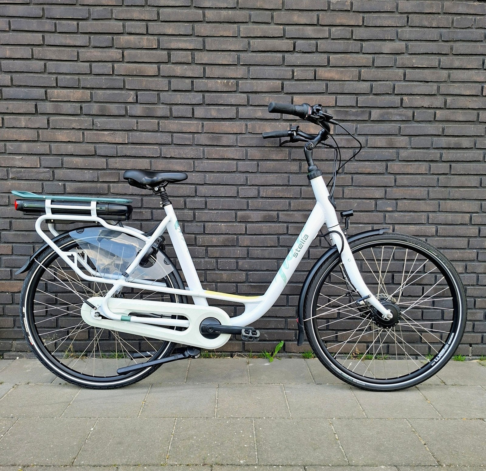 Stella Fiore Superior FDST Elektrische Fiets *NIEUWSTAAT*