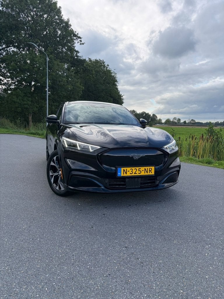Ford Mustang 75kWh AWD Aut. 2021 Zwart, Dealer onderhouden, 40 min, Zwart, Origineel Nederlands