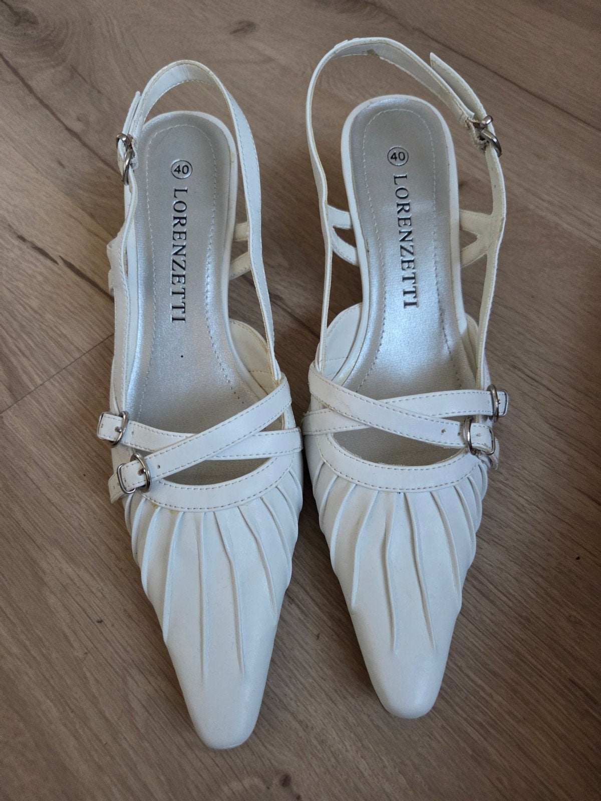 Dames pumps NIEUW maat 40, Pumps, Wit, Nieuw, Ophalen of Verzenden