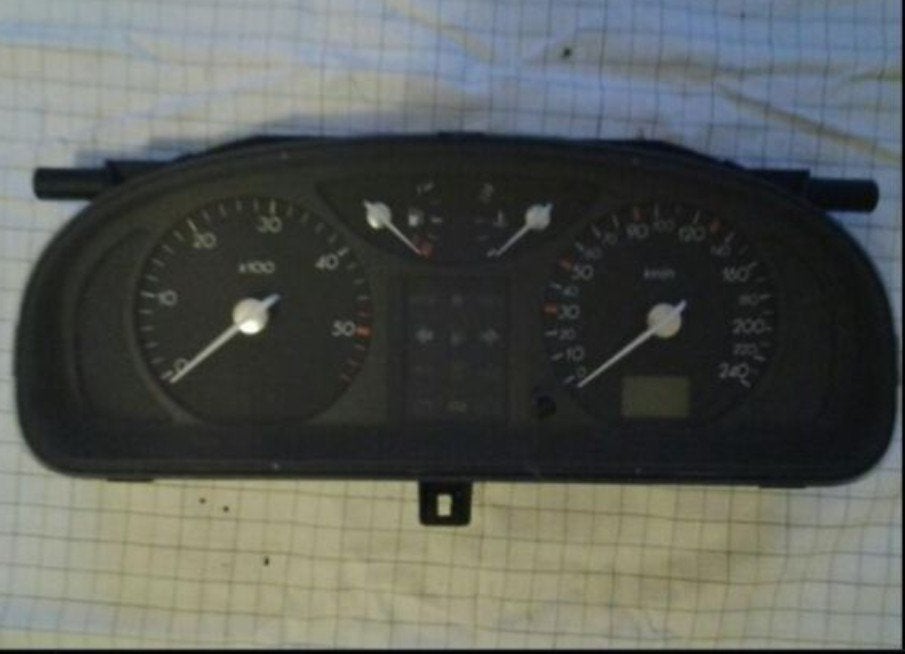 Tellerbak kilometerteller Renault Laguna, Auto-onderdelen, Ophalen of Verzenden, Renault