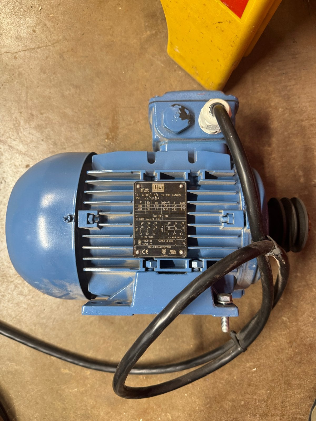 Weg Elektromotor - AL90S/L-8/4, 0.30/1.2 kW, Ophalen, Gebruikt, Elektromotor, 1400 tot 1800 rpm