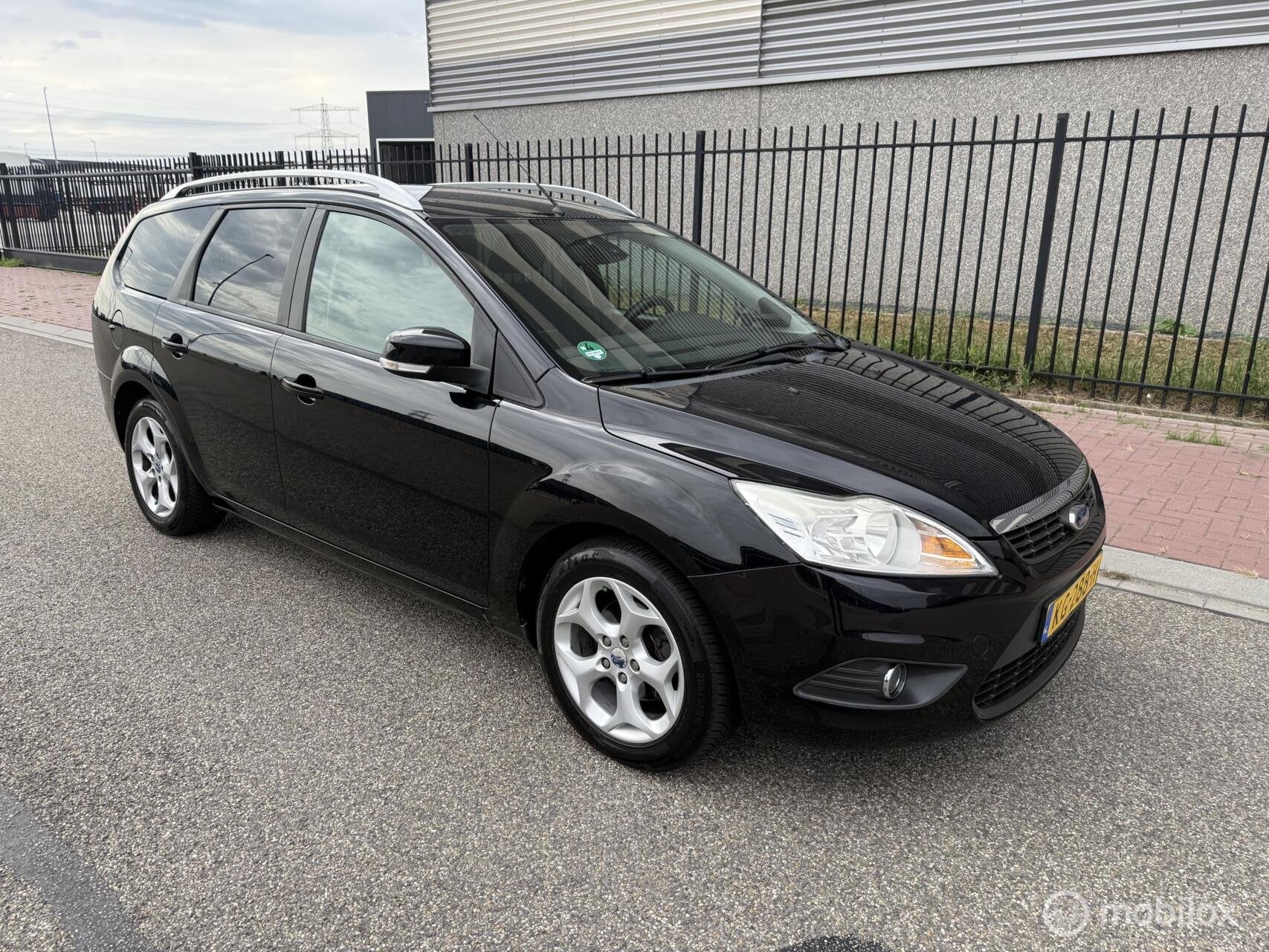 Ford Focus Wagon 1.6 Titanium Nette auto, Auto's, Gebruikt, 4 cilinders, 635 kg, Handgeschakeld