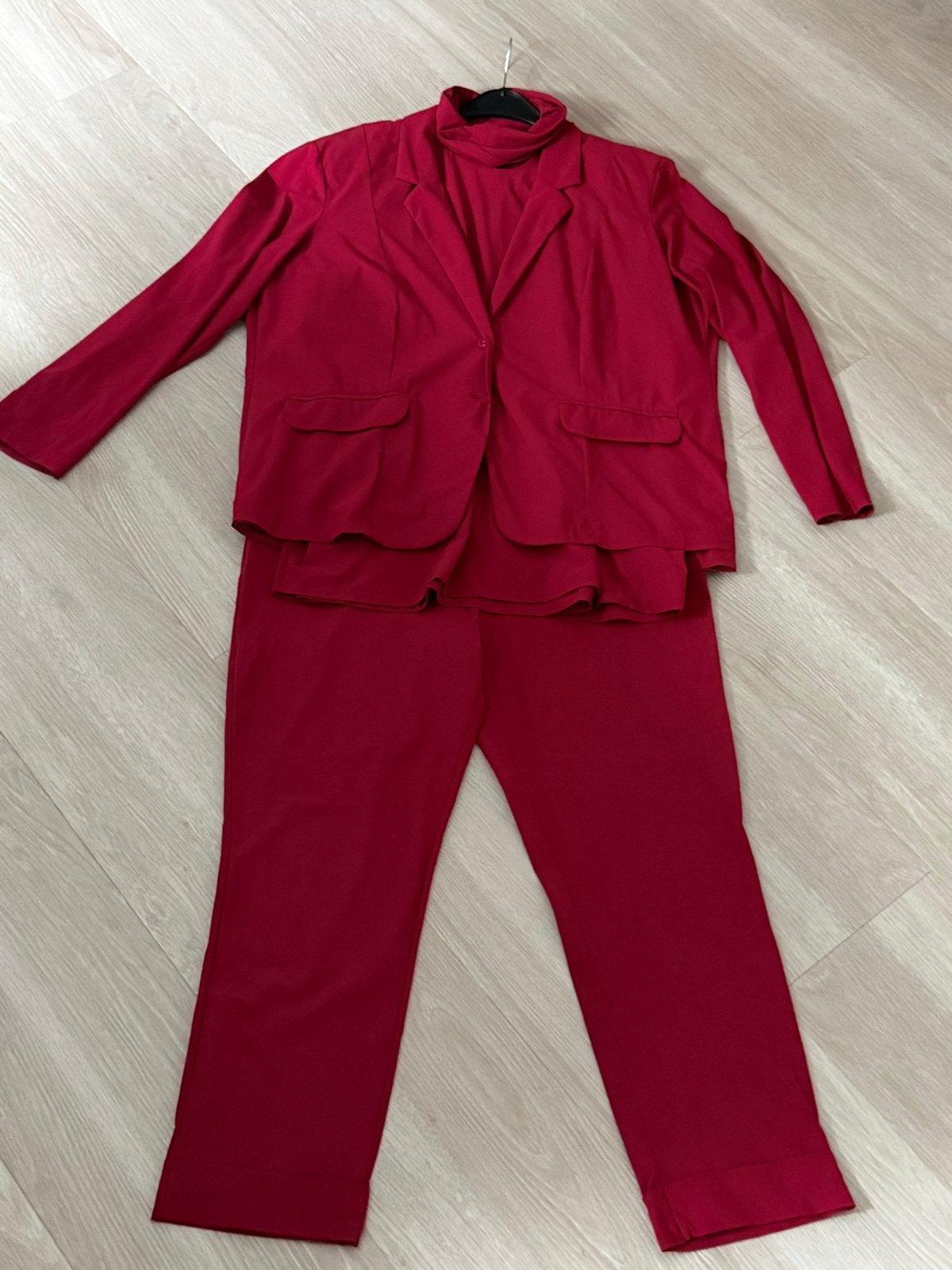 Plus Basics Rood Pak Maat 48/50, Ophalen of Verzenden, Zo goed als nieuw, Rood, Overige typen