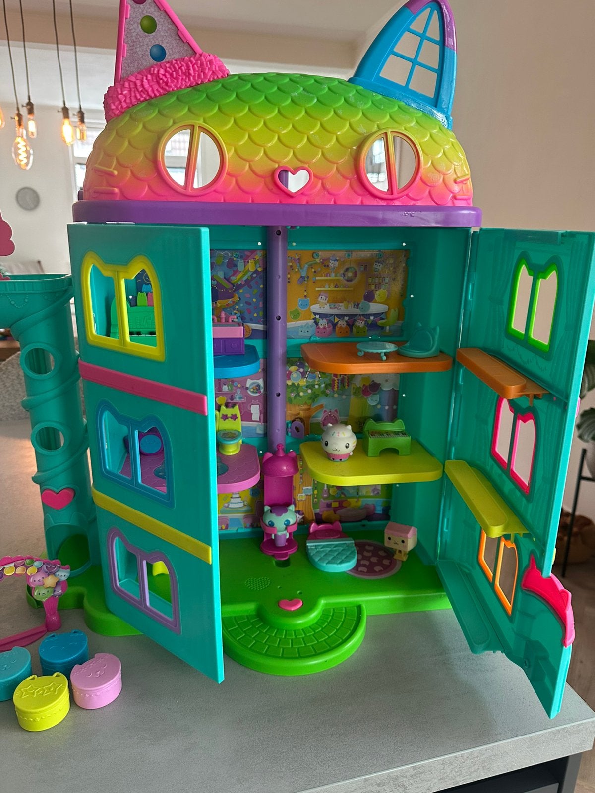 Gabby's poppenhuis dollhouse feest, Ophalen, Zo goed als nieuw, Poppenhuis