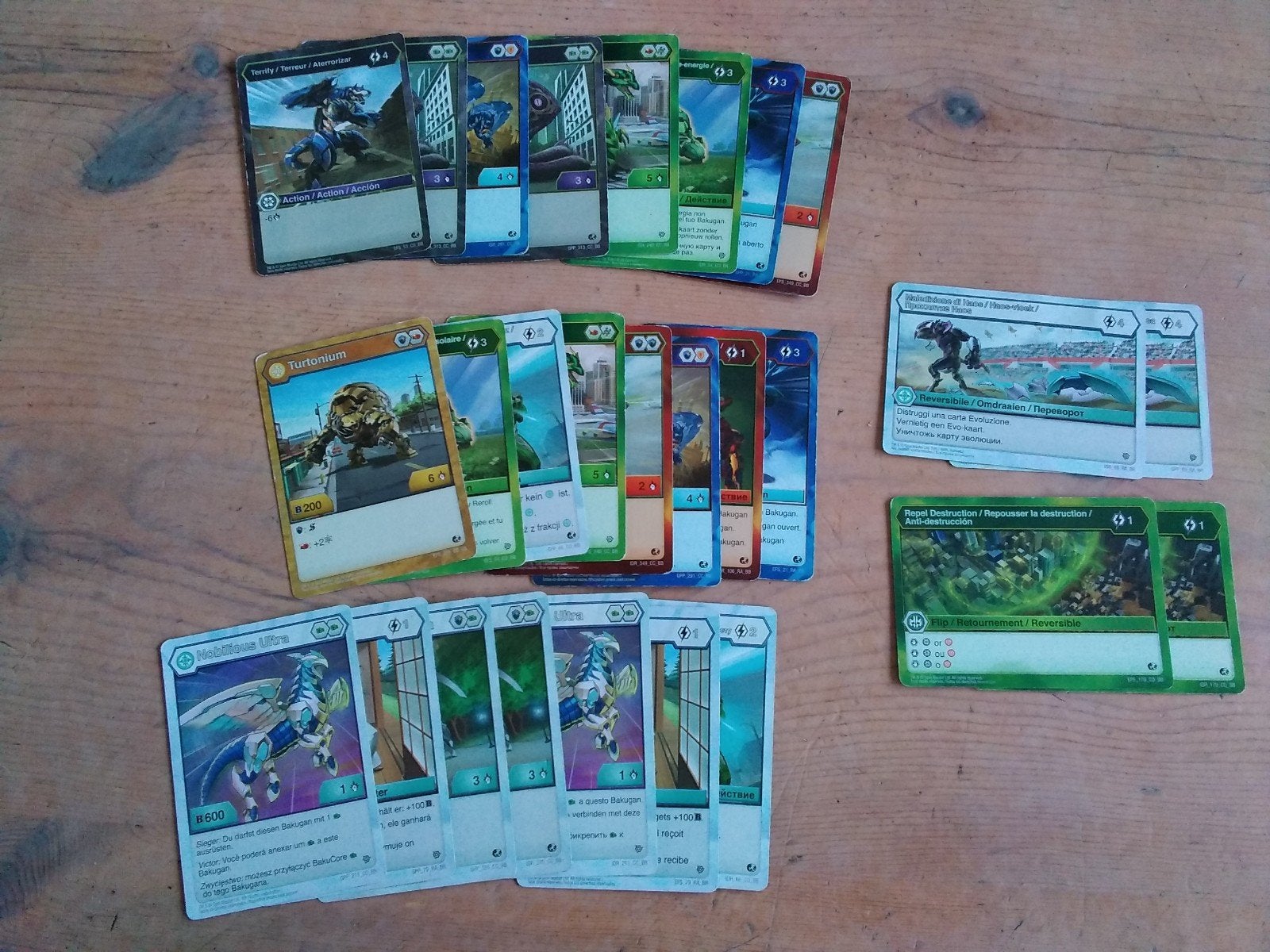 Bakugan kaarten cards, Verzenden, Zo goed als nieuw, Speelkaart(en)