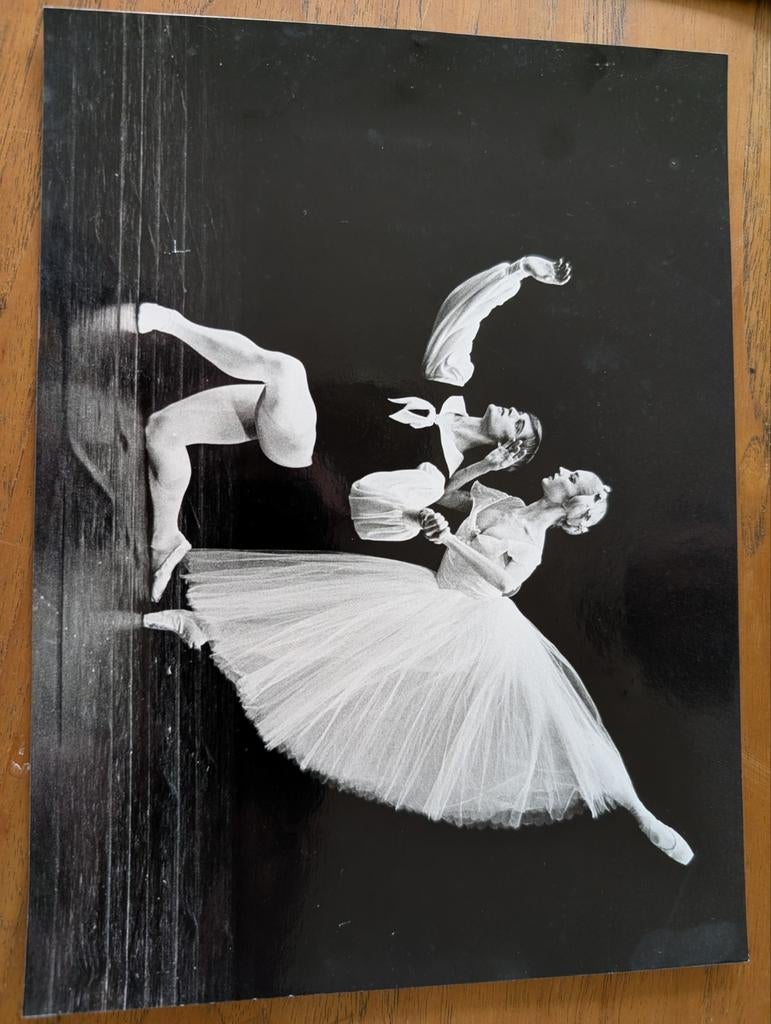 Balletfoto door Jorge Fatauros, 1983, Ophalen