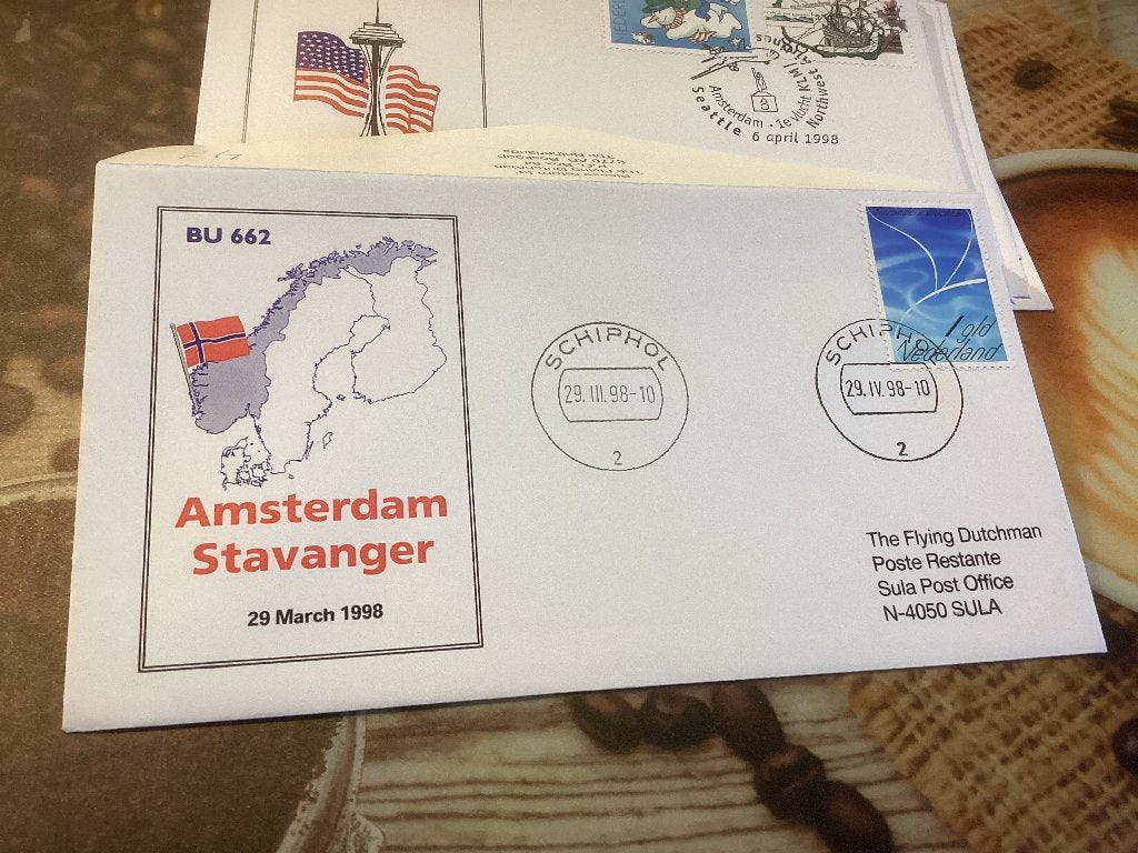 No4453 KLM Amsterdam -Tokyo 4-12-2001 klein formaat Heb, Ophalen of Verzenden, Onbeschreven, Nederland
