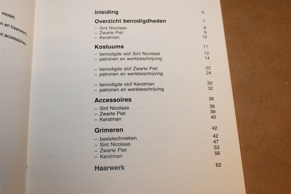 Sint Nicolaas, Zwarte Piet, Kerstman — Patronen en Grimeren, Gebruikt, -, -, Ophalen of Verzenden