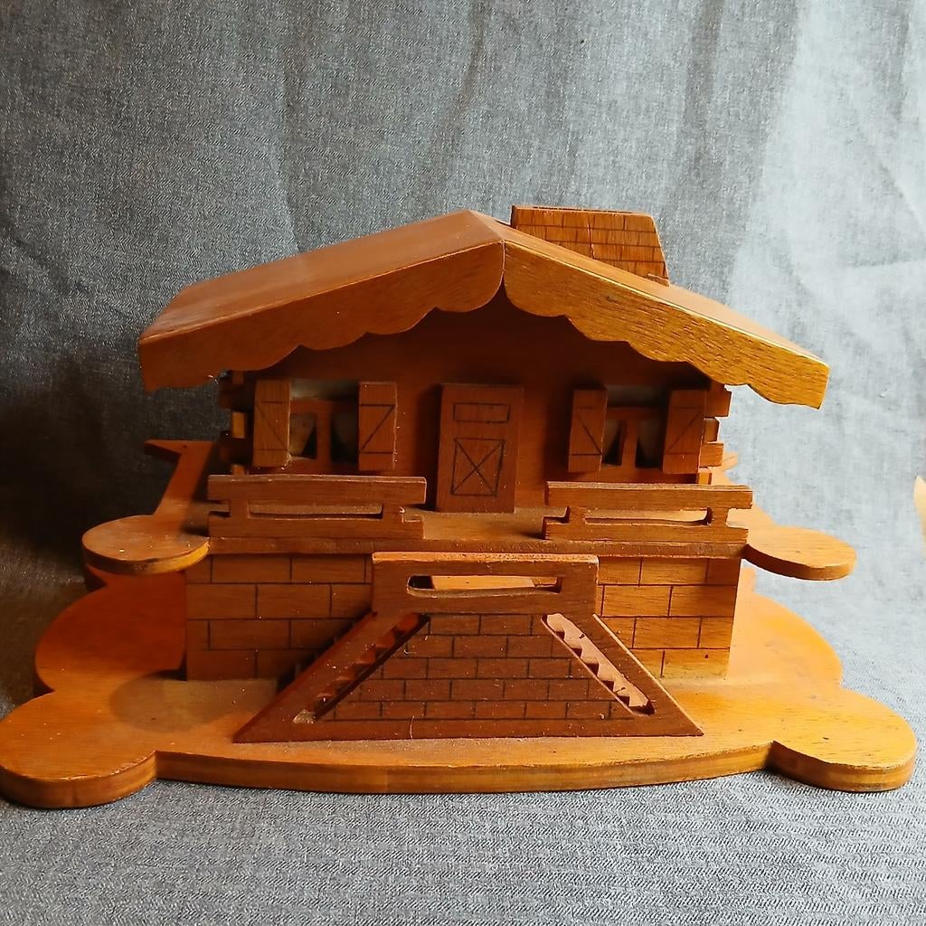 Retro, vintage houten chalet, spaarpot, Ophalen of Verzenden, Gebruikt, Metaal of Blik