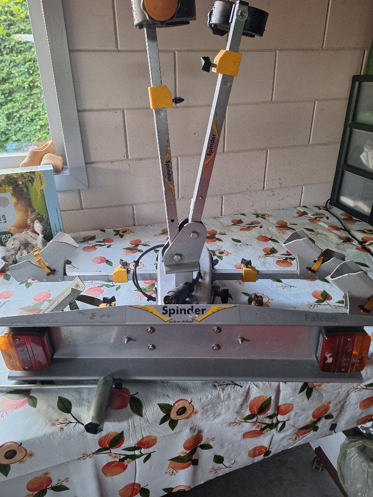 Fietsendrager spinder, Gebruikt, Ophalen of Verzenden, 2 fietsen, Trekhaakdrager
