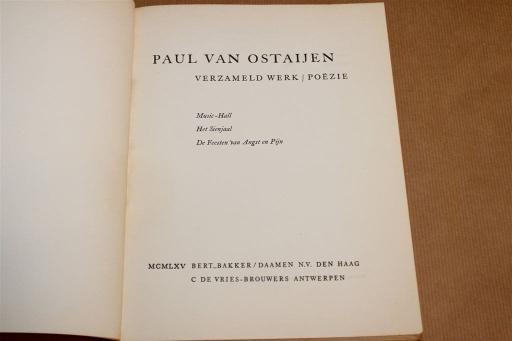 Verzameld Werk Poëzie I — Paul van Ostaijen [1965], Boeken, Ophalen of Verzenden, Gelezen