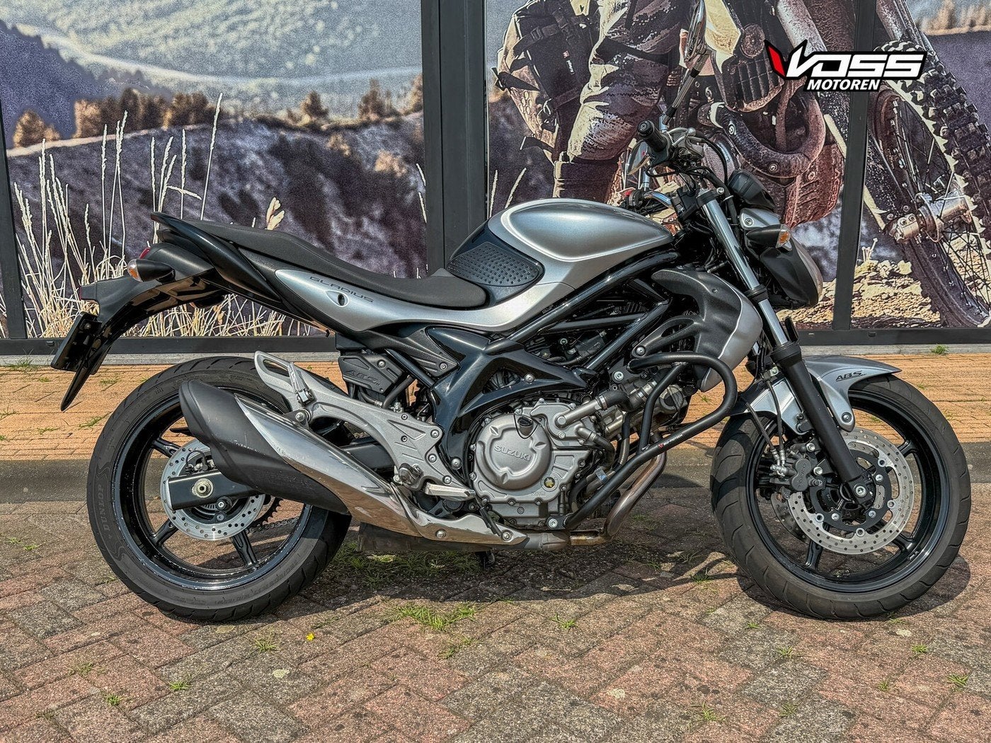 Suzuki GLADIUS (bj 2012), Motoren, Motoren | Suzuki, Bedrijf, Naked bike, meer dan 35 kW