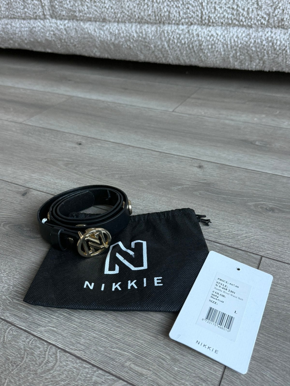 NIKKIE Xanthe Rivet Waist Belt zwart/goud maat L, Zwart, Tailleriem, Ophalen of Verzenden, Gedragen