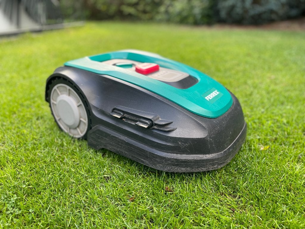 Ferrex R800SMART robotmaaier – compleet met accessoires!, Gebruikt, Ferrex, Ophalen of Verzenden, Minder dan 20 cm
