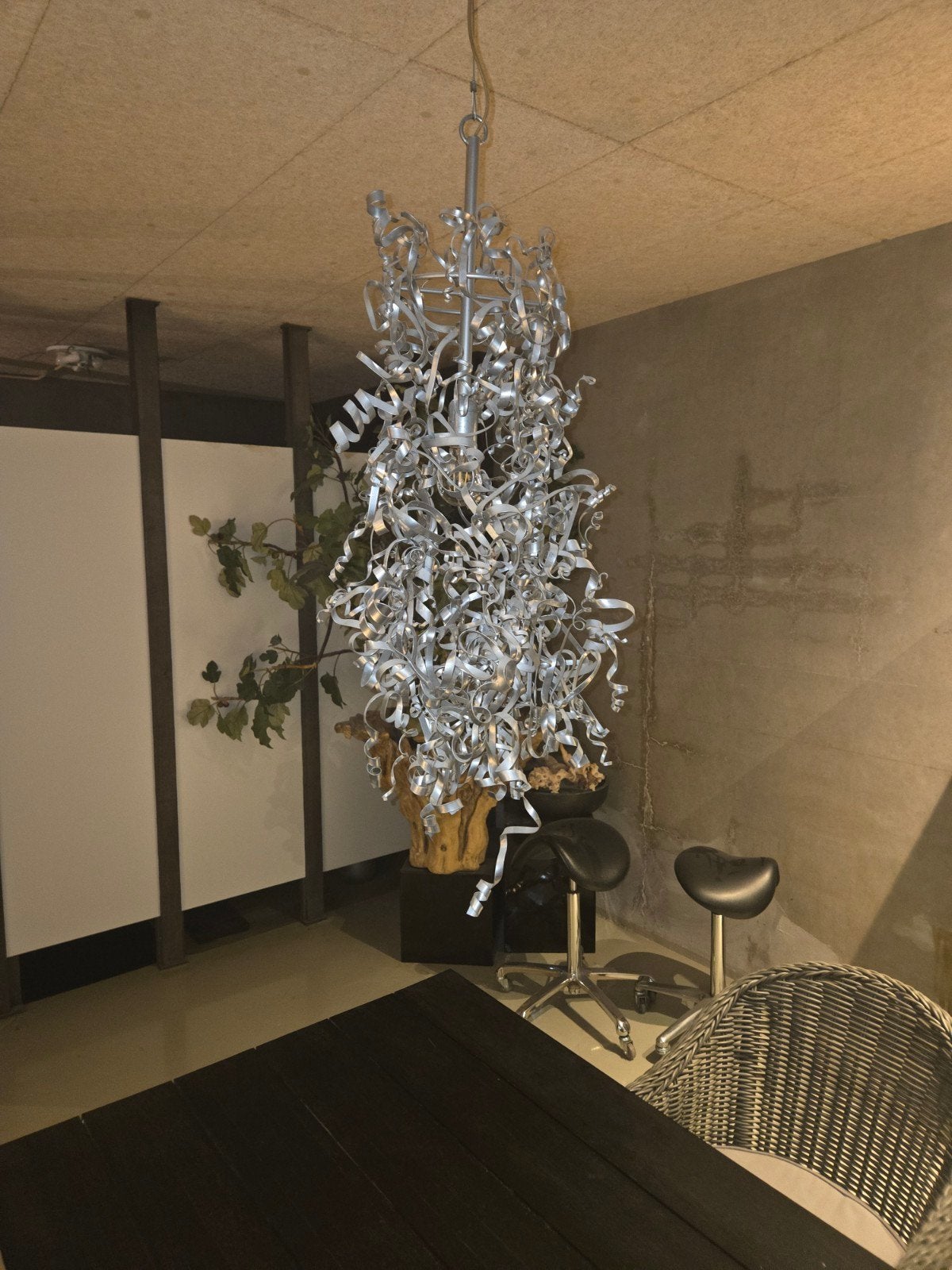 2 hanglampen en een muurlamp van de zelfde serie., Huis en Inrichting, Ophalen, Zo goed als nieuw