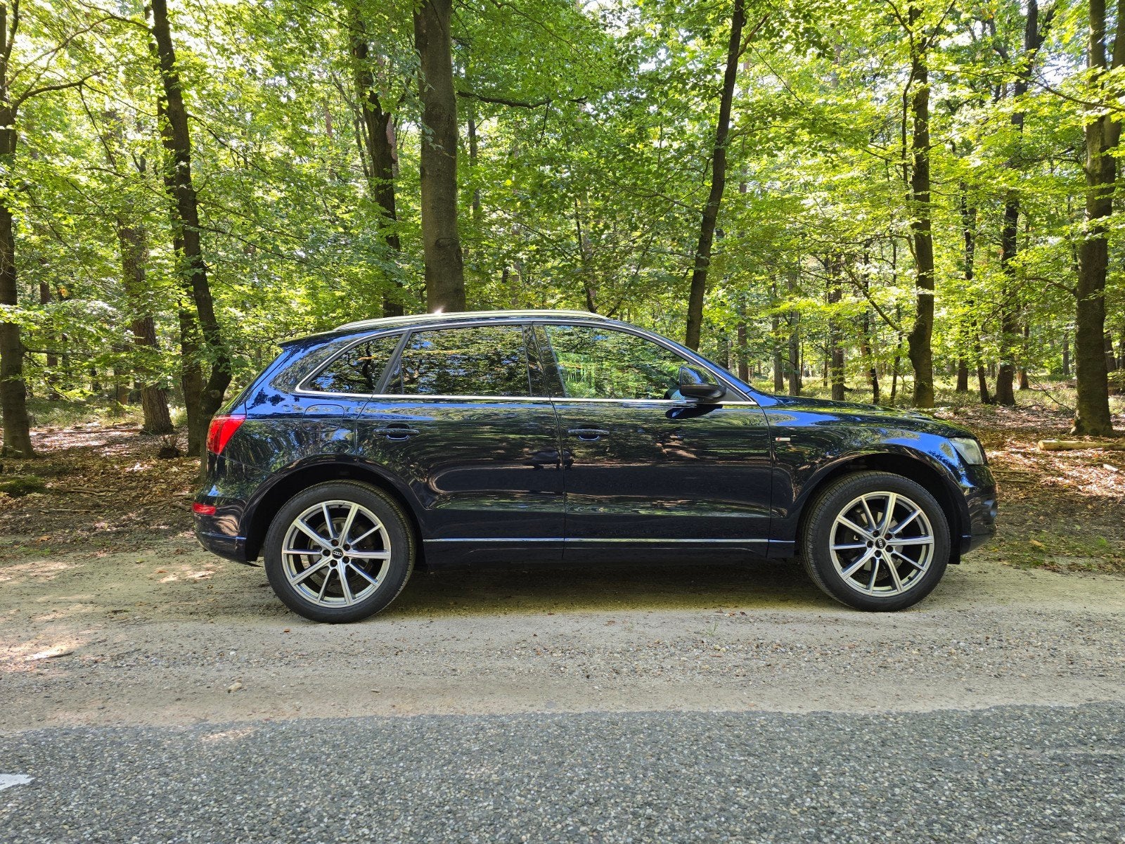 Audi Q5 S-Line 2.0 TFSI Quattro Youngtimer BTW auto, Auto's, Automaat, Dealer onderhouden, Zwart, Blauw
