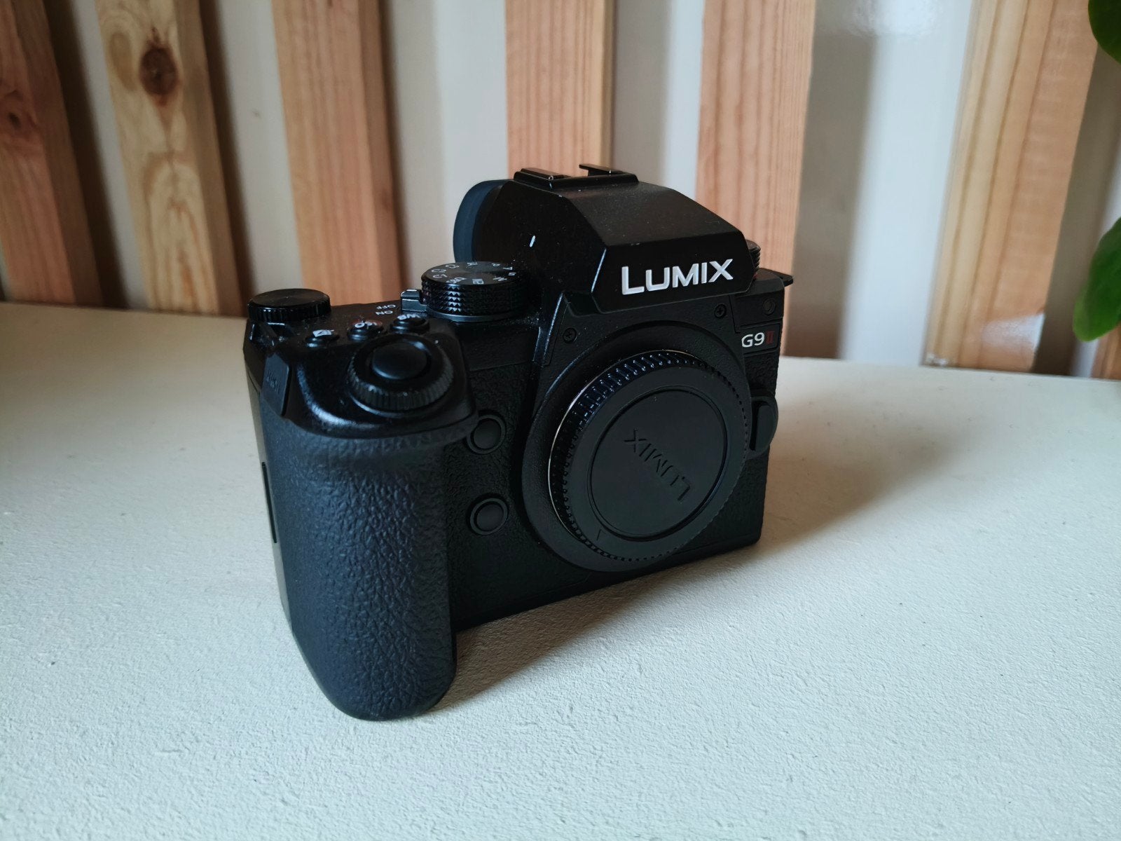Panasonic Lumix G9 II body ZGAN, Audio, Tv en Foto, Ophalen, Panasonic, Accu, Zo goed als nieuw