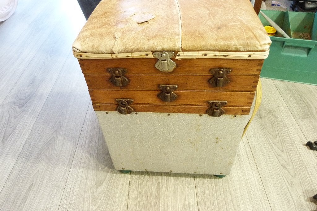Vintage  Gevulde Zitkoffer + Netten  Steunen Oldschool), Ophalen, Gebruikt, Overige typen