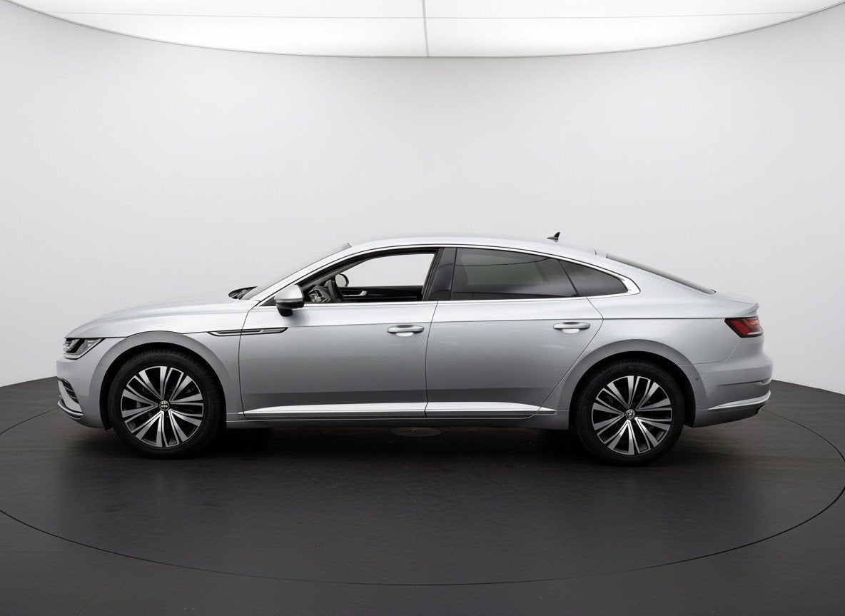 Volkswagen Arteon eHybrid 218PK DSG ELEGANCE BUSINESS LEDER/, Auto's, Arteon, Gebruikt, 4 cilinders, Automatische klimaatregeling