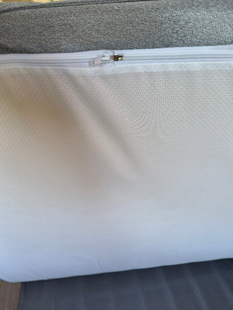 Logeer bed, Huis en Inrichting, Ophalen, Zo goed als nieuw