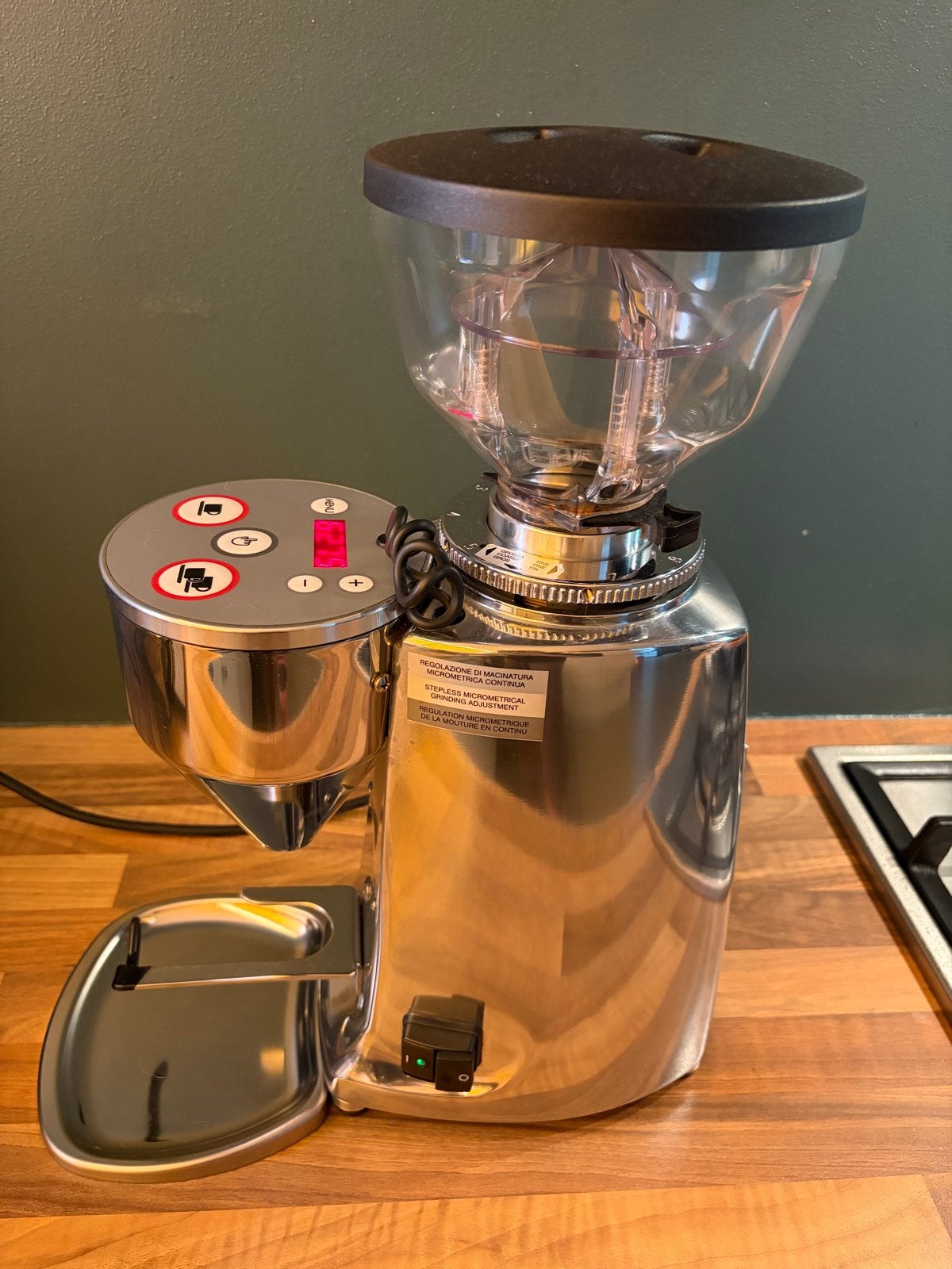 Koffiemolen: Mazzer Luigi Spa Mini Electronic A, Ophalen, Zo goed als nieuw, Overige modellen, Koffiebonen
