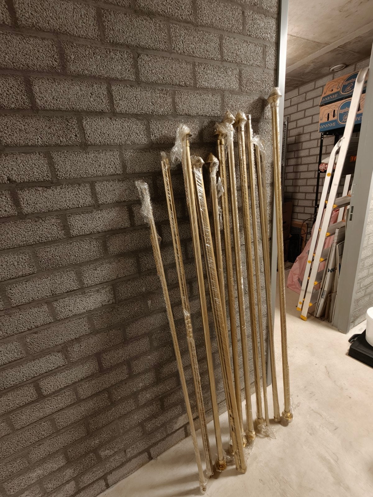 messing gordijnroedes, Ophalen