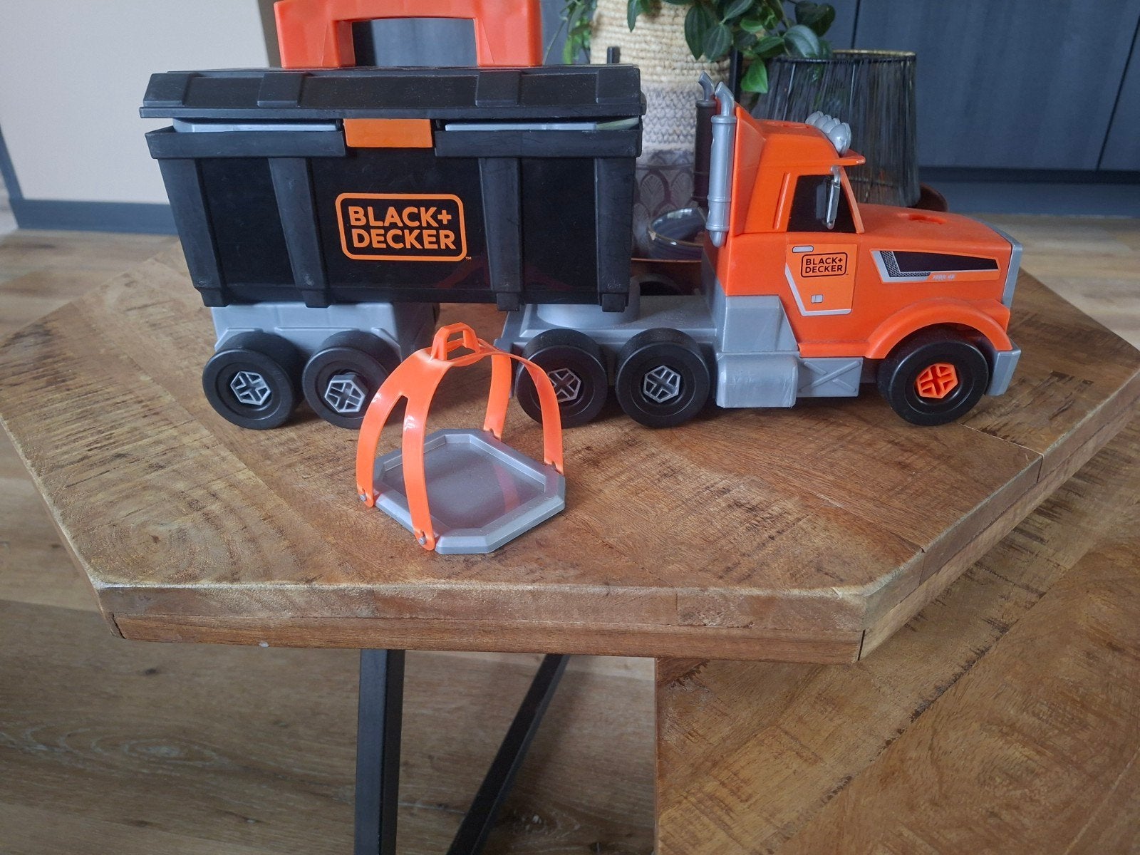 Black+Decker Bouwvrachtwagen met gereedschap, Ophalen of Verzenden, Gebruikt, Bouwen