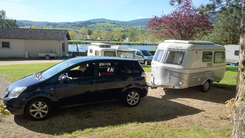 Eriba Familia 320GT, Caravans en Kamperen, Luifel, Overige typen, Tot en met 3, Particulier