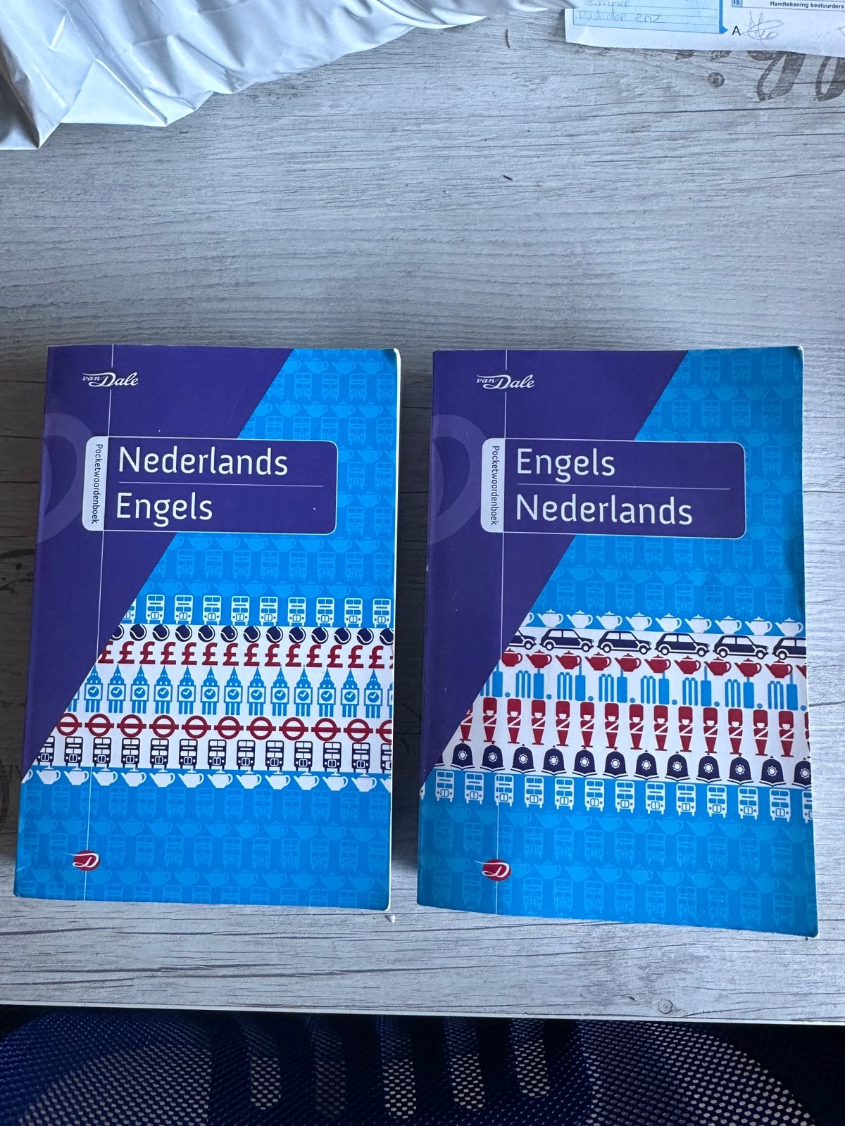 Van Dale woordenboeken Nederlands Engels / Engels Nederlands, Boeken, Woordenboeken, Ophalen of Verzenden, Zo goed als nieuw, Van Dale