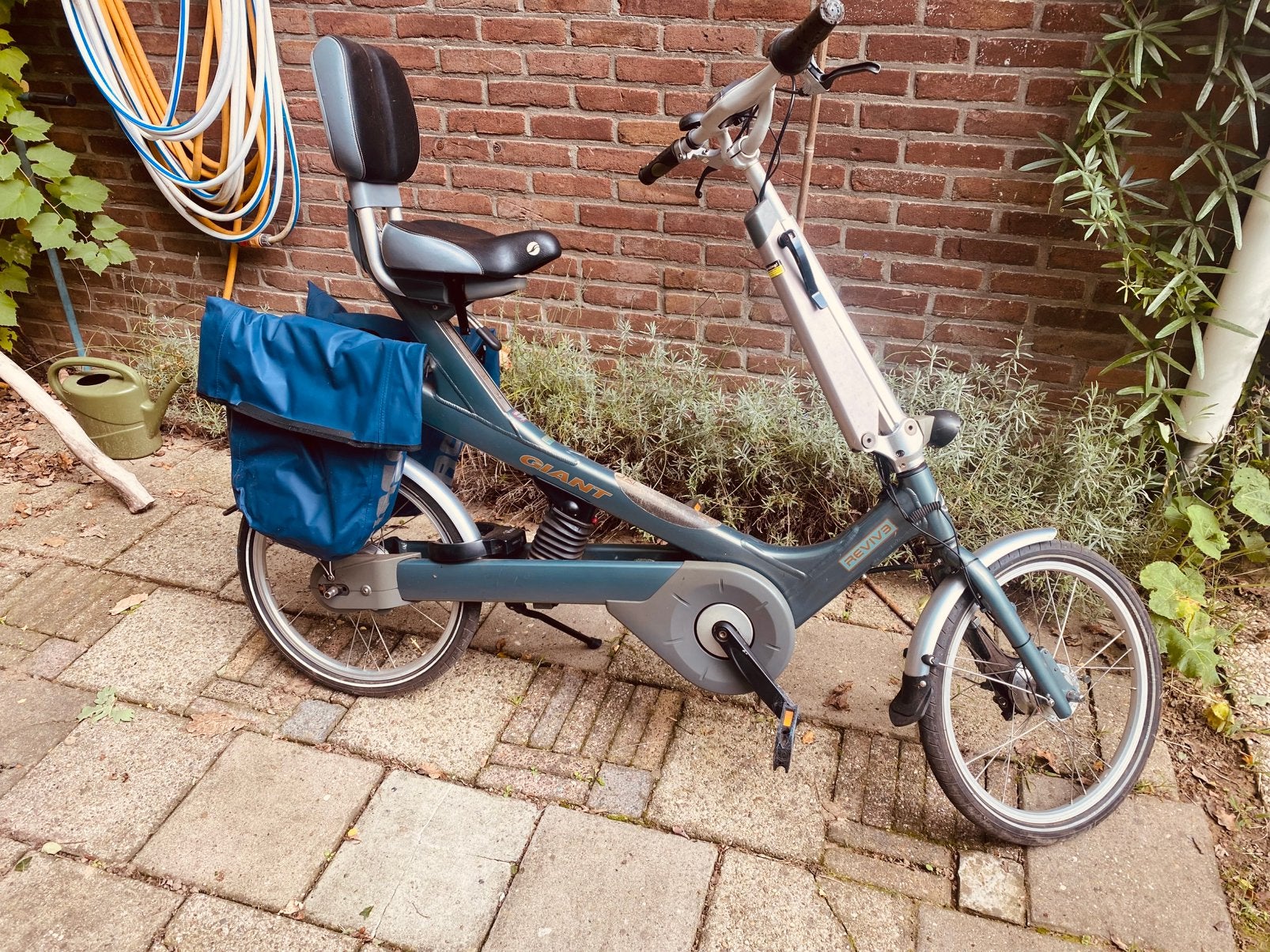 GIANT REVIVE, Ophalen, Zo goed als nieuw, Giant