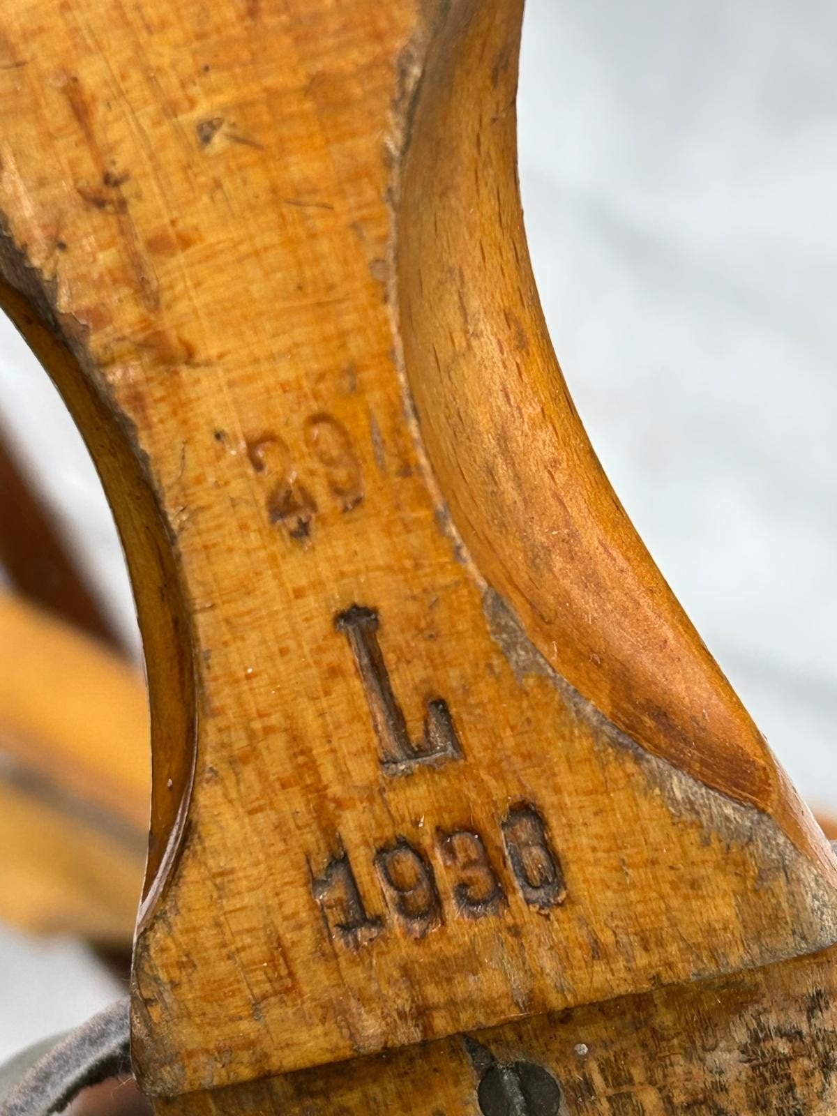 Vintage houten Friese doorlopers met leren bindingen - 1936, Antiek en Kunst, Ophalen
