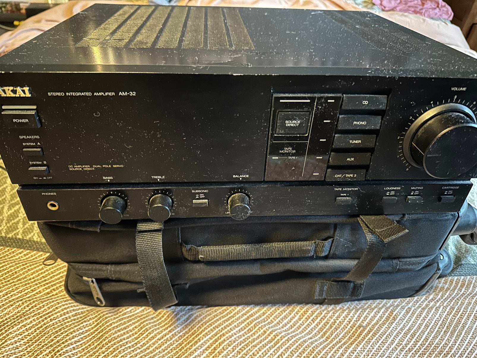 Akai AM-32 geïntegreerde stereoversterker, Ophalen, Gebruikt, Minder dan 60 watt, Overige merken