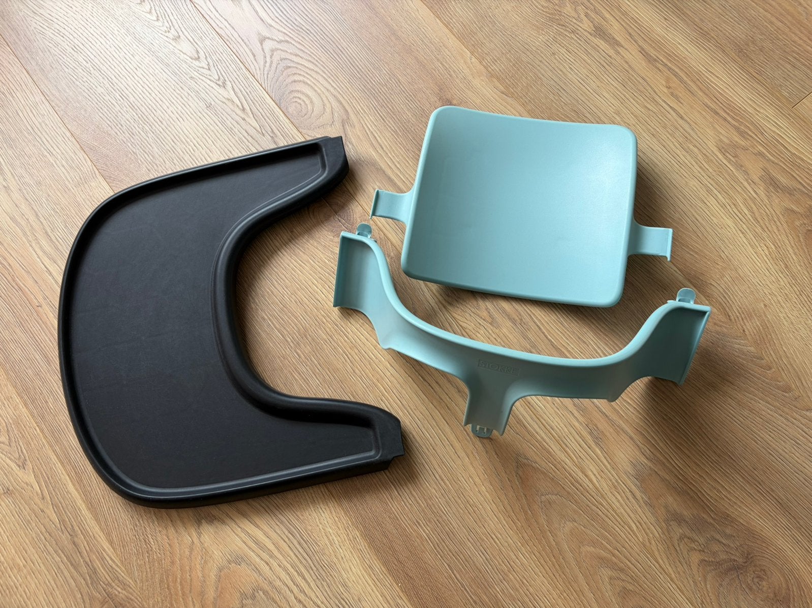 Stokke tripp trapp baby set stoeltje en tray tafelblad, Ophalen of Verzenden, Zo goed als nieuw, Meegroeistoel, Afneembaar eetblad