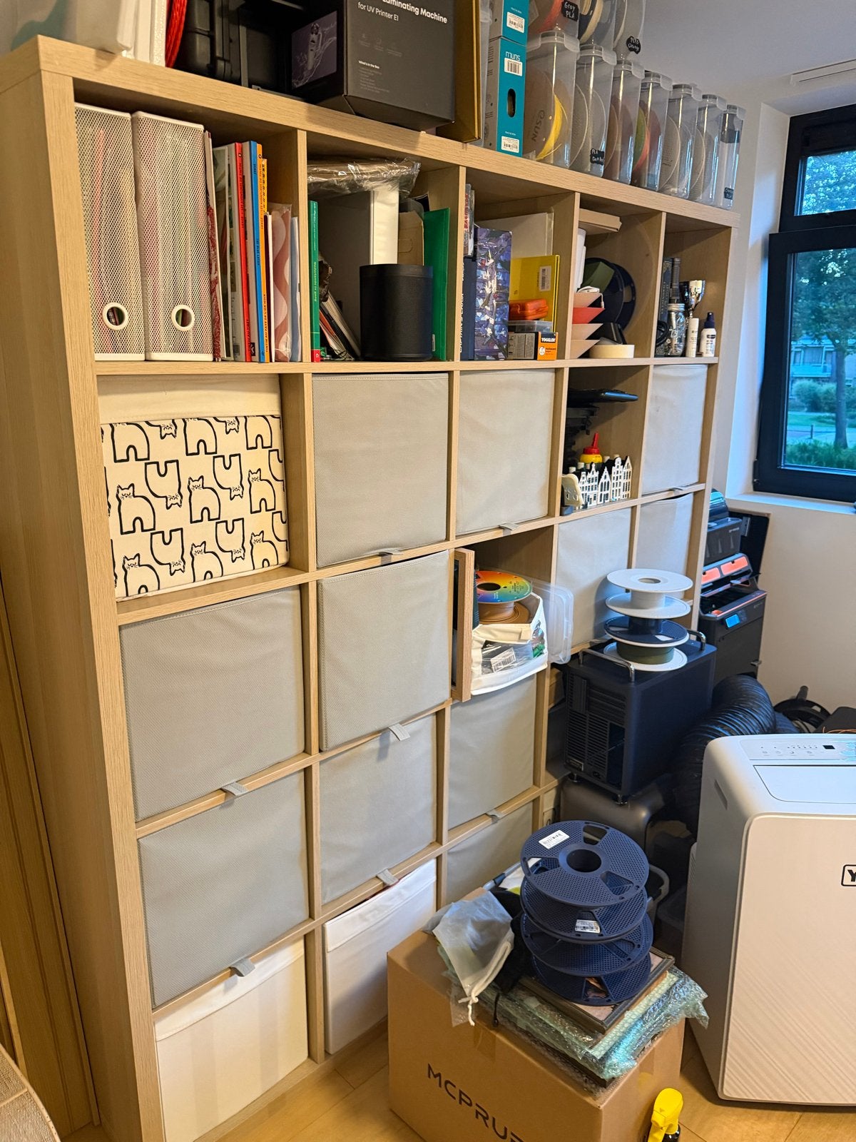 Kallax Ikea houten kast 25 vakken, Ophalen, Met plank(en), Gebruikt, 100 tot 150 cm