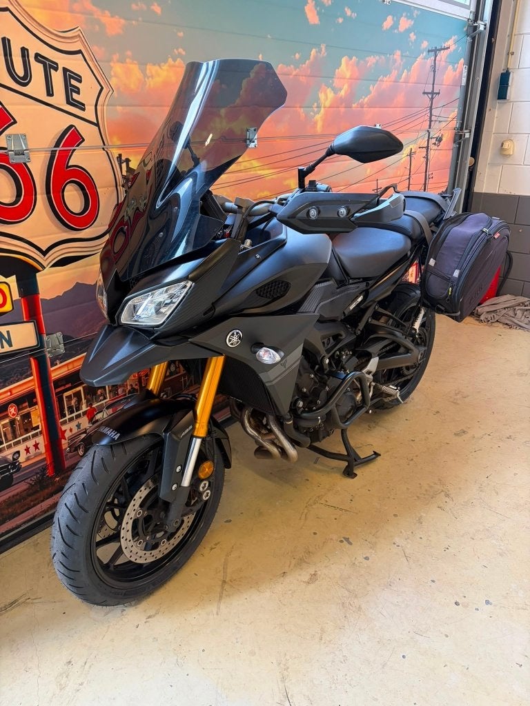 Yamaha mt-09 900 tracer 2017 ABS, Motoren, 2 cilinders, Occasion, Motorrijbewijs A, Bedrijf
