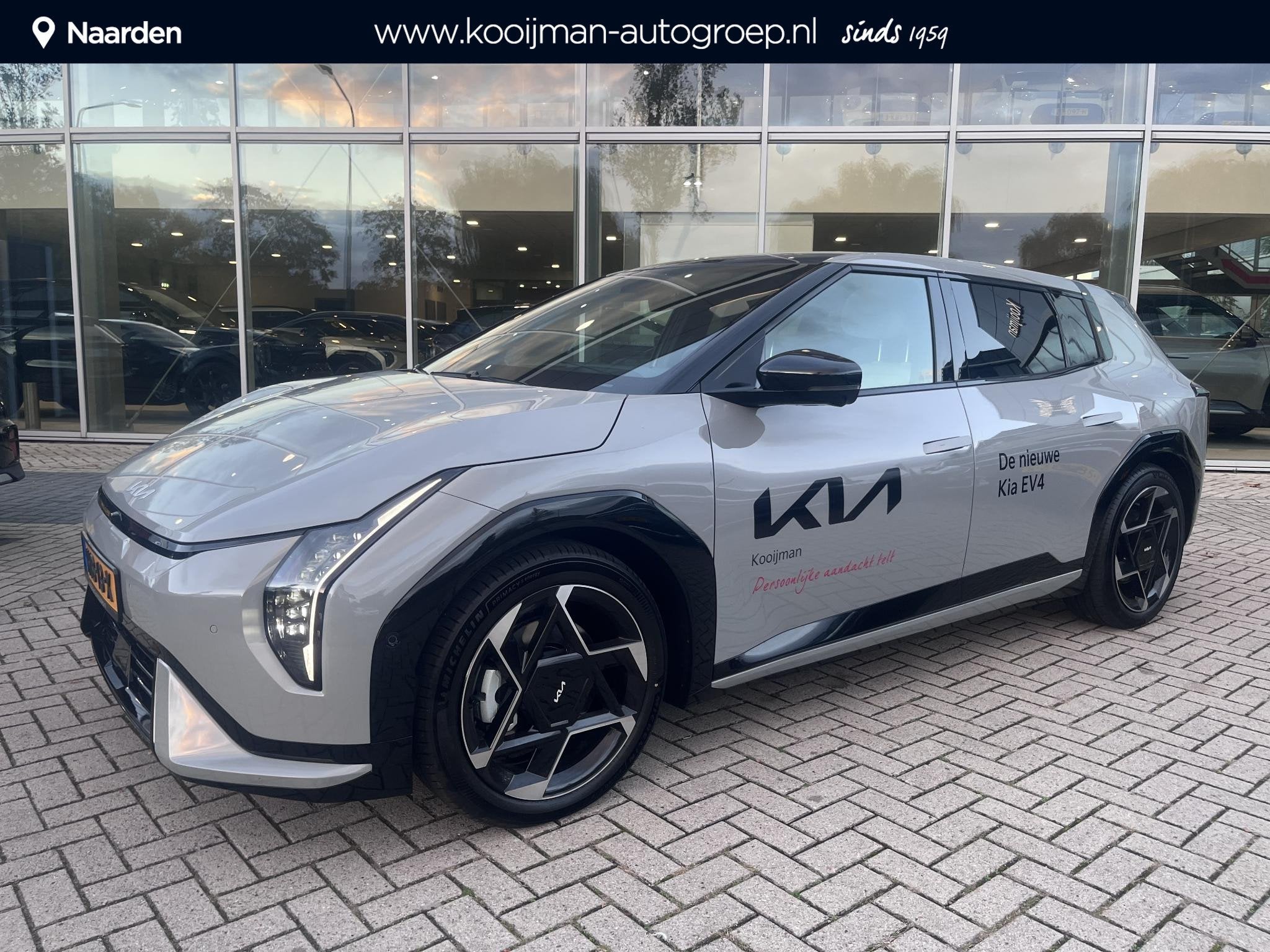 Kia EV4 GT-PlusLine 81.4 kWh Bel ons voor een scherpe offert