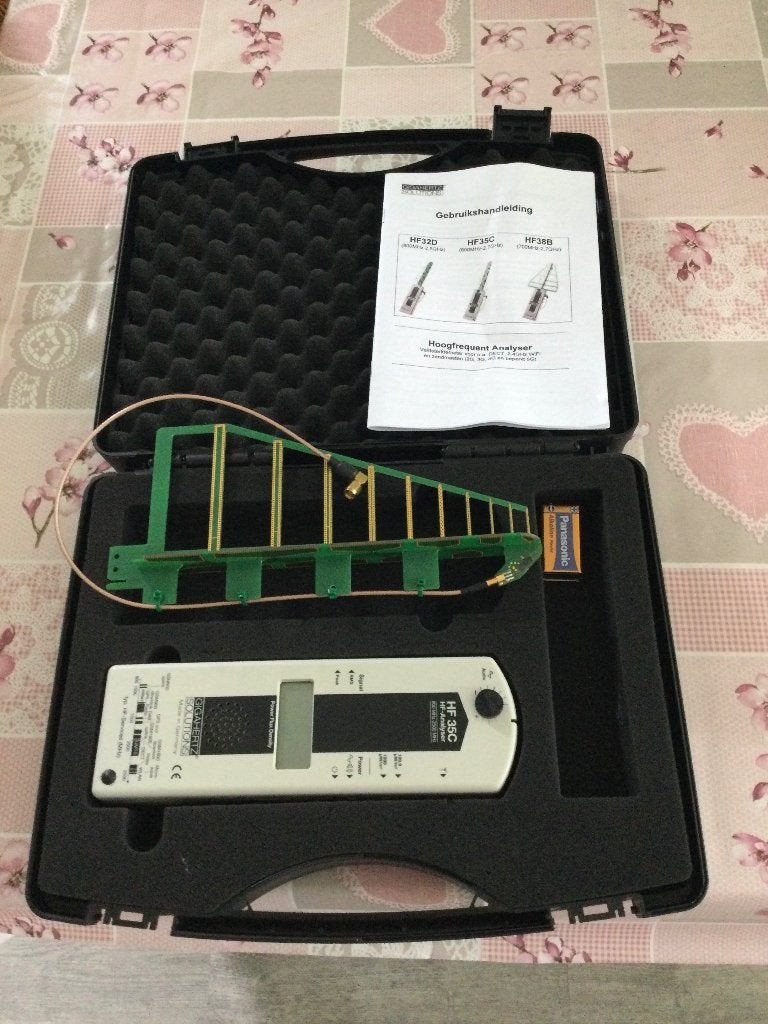 Gigahertz Solution EMF meter HF35C - met opbergkoffer, Ophalen, Zo goed als nieuw, Overige meters