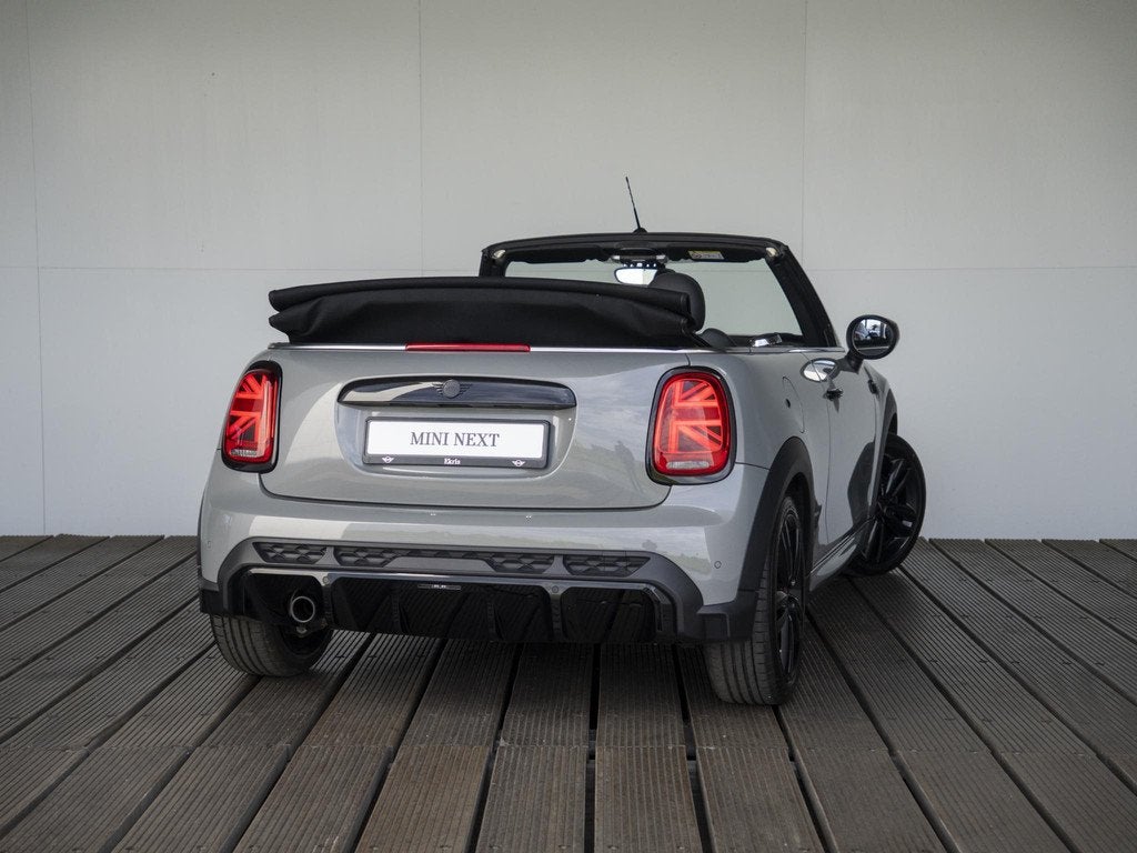MINI Cabrio Cooper Aut. John Cooper Works + Comfort Access +, Auto's, Mini, Gebruikt, 4 stoelen, Bedrijf, 3 cilinders