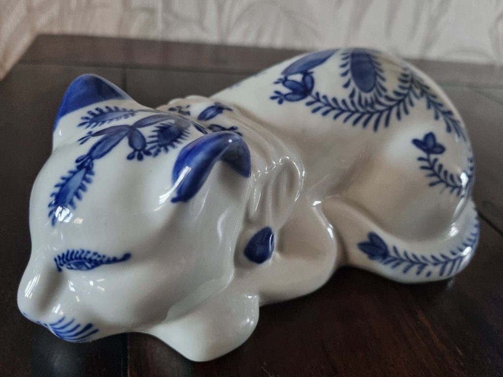 Chinees Handbeschilderde Porseleinen Kat - Anno 1960 -, Antiek en Kunst, Wit, Ophalen of Verzenden, China, Handgemaakt