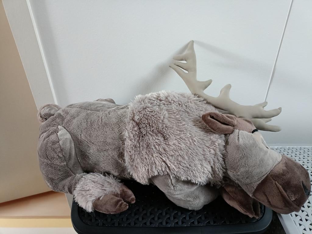 Nieuwe Frozen knuffel Sven uit Disneyland Parijs, Kinderen en Baby's, Speelgoed | Knuffels en Pluche, Ophalen of Verzenden, Nieuw