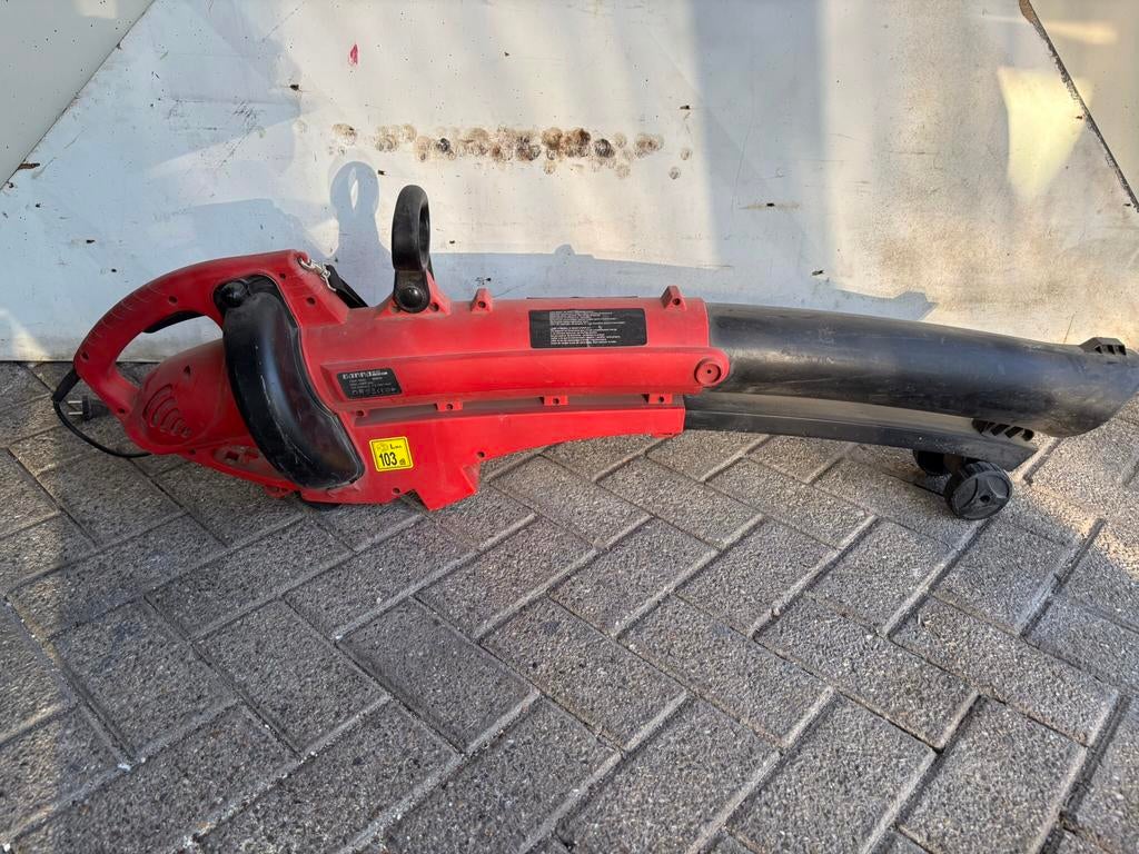 Blad zuiger en blazert, Tuin en Terras, Bladblazers, Ophalen of Verzenden, Gebruikt, Elektrisch, Handgedragen